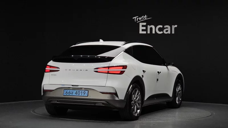 Genesis GV60