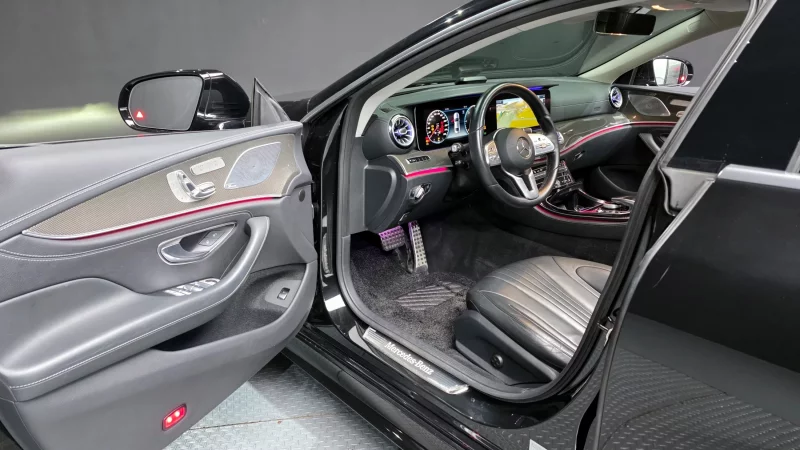 Mercedes-Benz CLS-Class