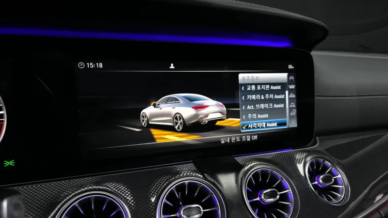 Mercedes-Benz CLS-Class