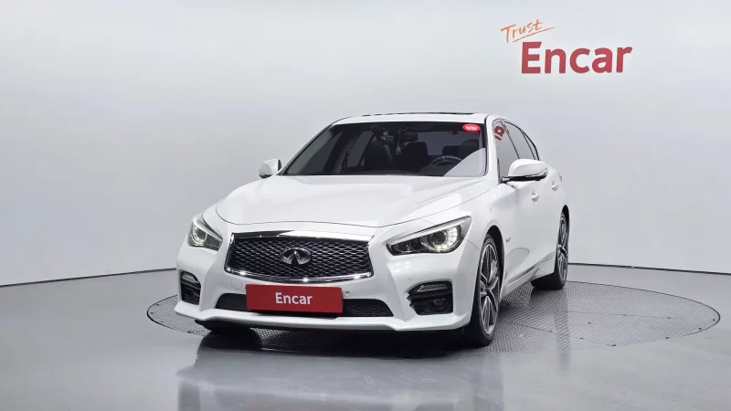Infiniti Q50