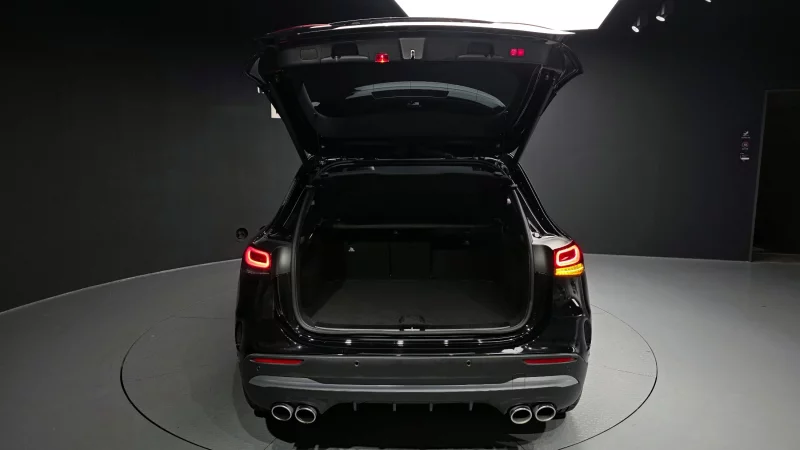 Mercedes-Benz GLA-Class