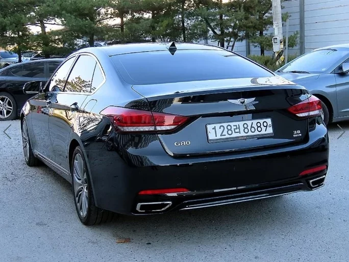 Hyundai Genesis