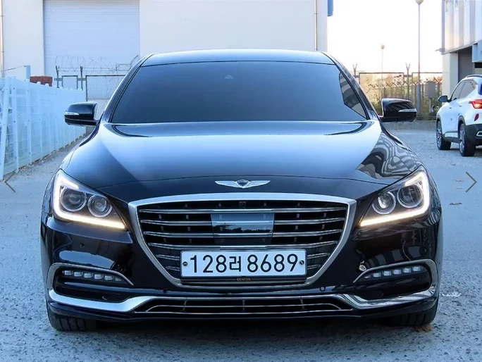 Hyundai Genesis