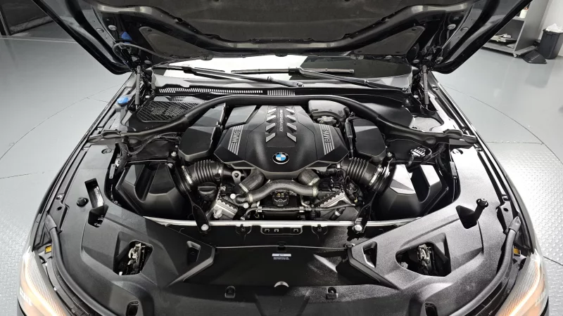 BMW 8-Series