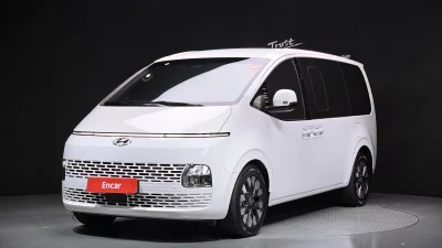 Hyundai Staria