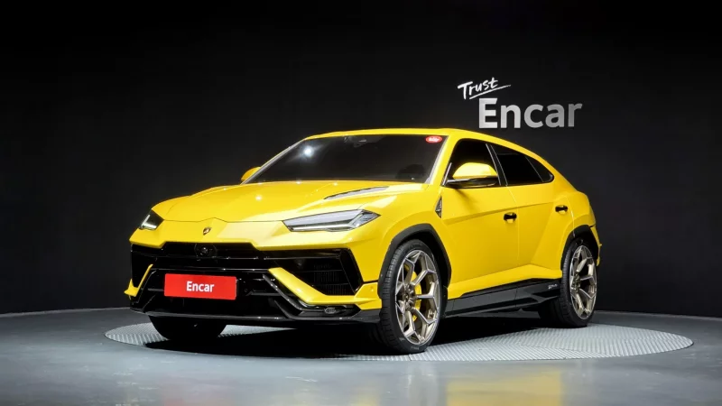 Lamborghini URUS