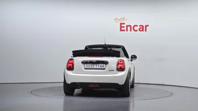 MINI Cooper Convertible