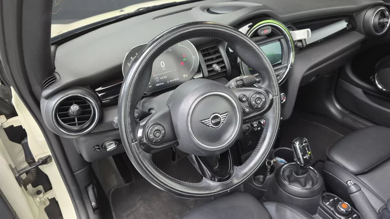 MINI Cooper Convertible