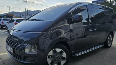 Hyundai Staria