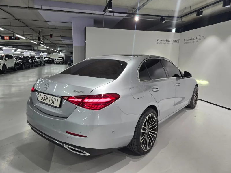 Mercedes-Benz C-Class