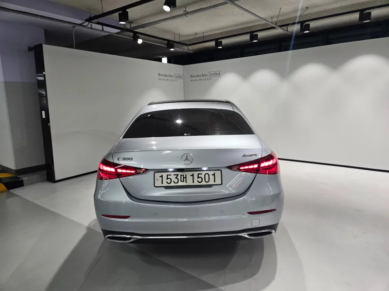 Mercedes-Benz C-Class