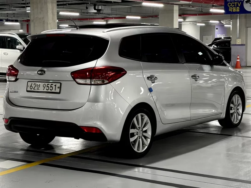 Kia Carens
