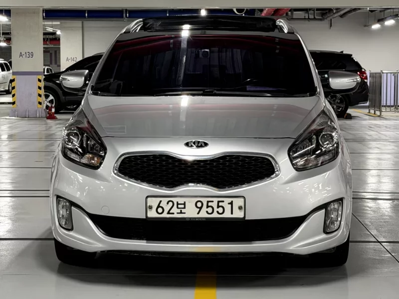 Kia Carens