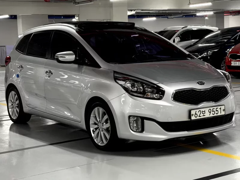 Kia Carens
