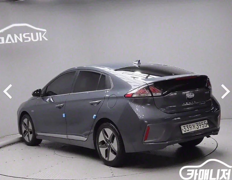 Hyundai Ioniq
