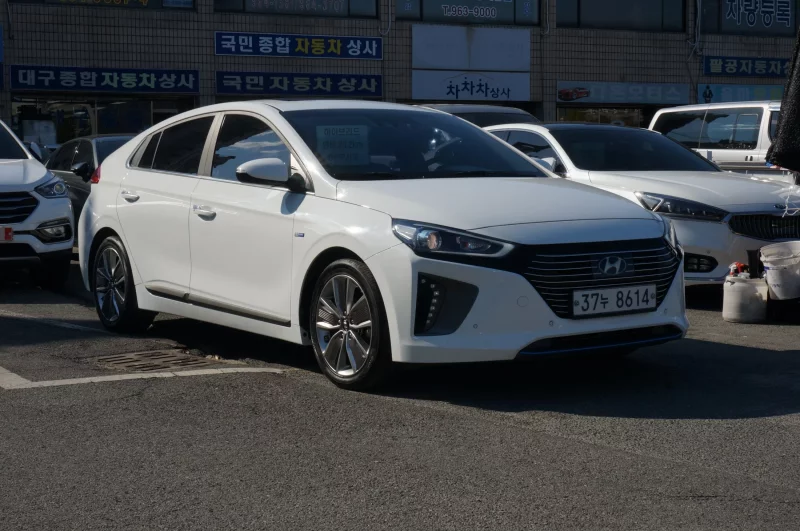 Hyundai Ioniq