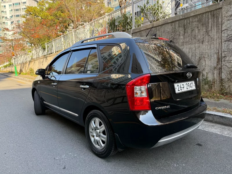 Kia Carens