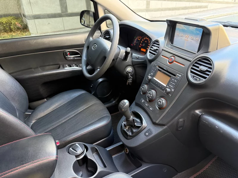 Kia Carens