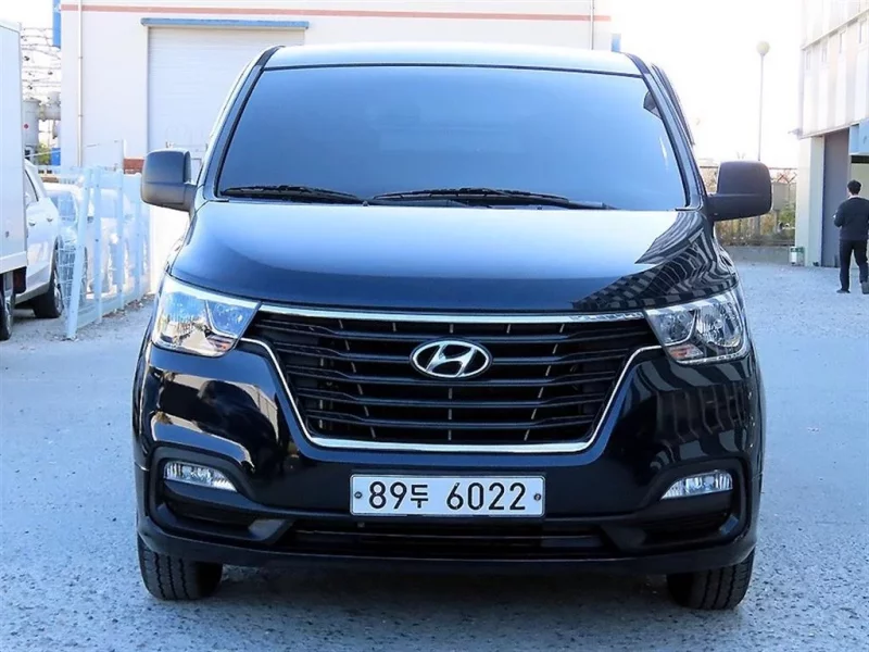 Hyundai Starex