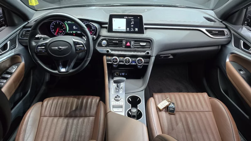 Genesis G70