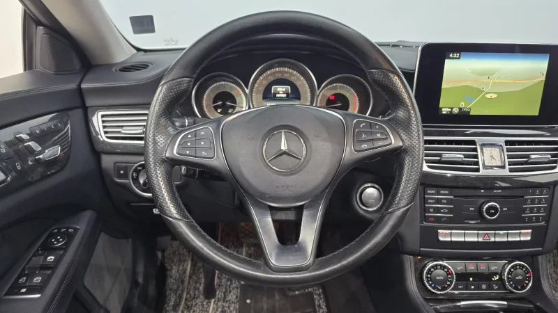 Mercedes-Benz CLS-Class