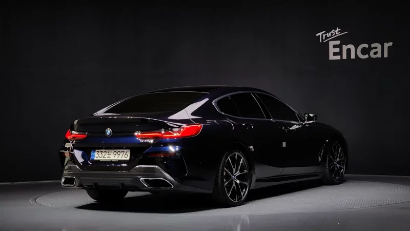 BMW 8-Series