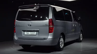 Hyundai Grand Starex