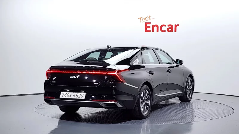 Kia K8
