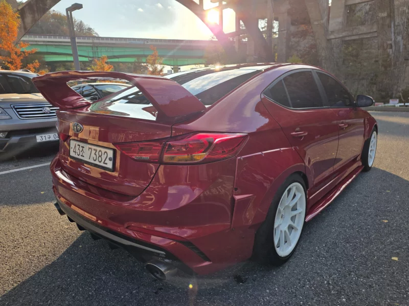 Hyundai AVANTE