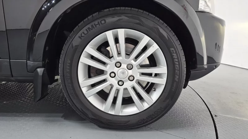 Land Rover DISCOVERY