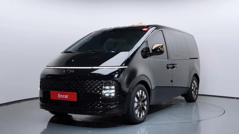 Hyundai Staria