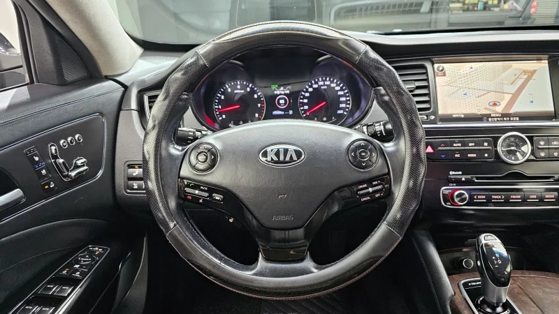 Kia K9