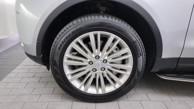 Land Rover DISCOVERY