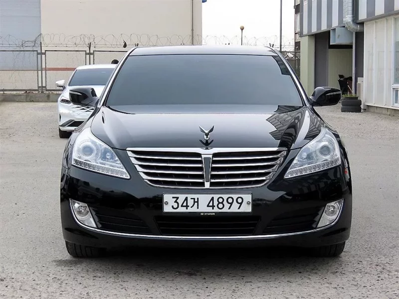 Hyundai Equus