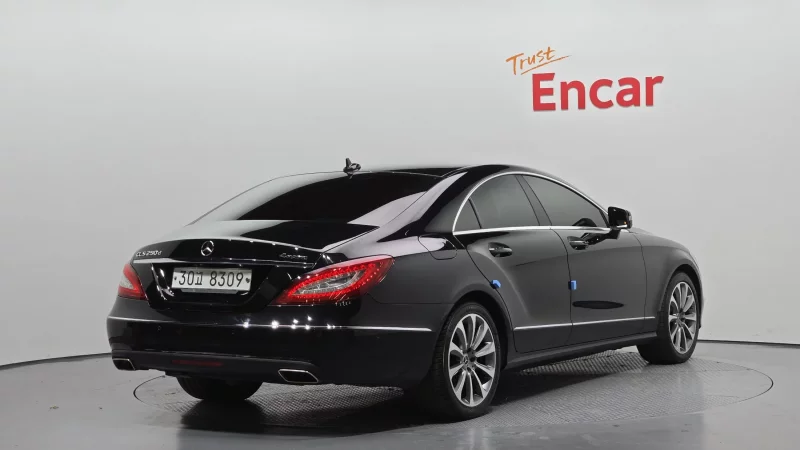 Mercedes-Benz CLS-Class