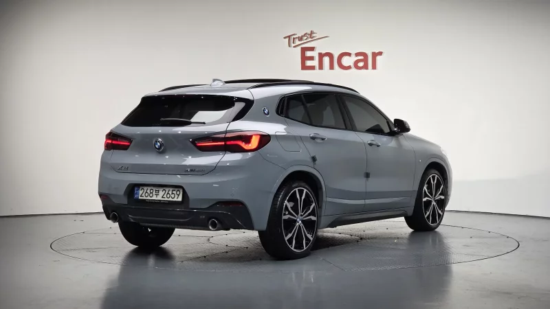 BMW X2
