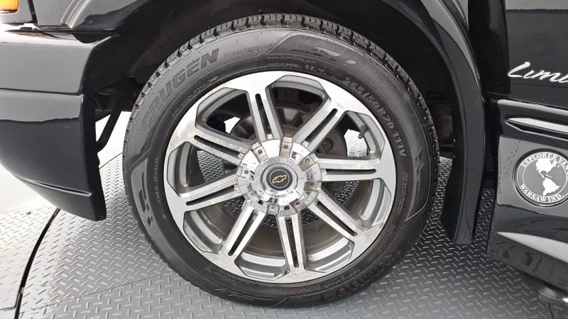 Chevrolet Express Van