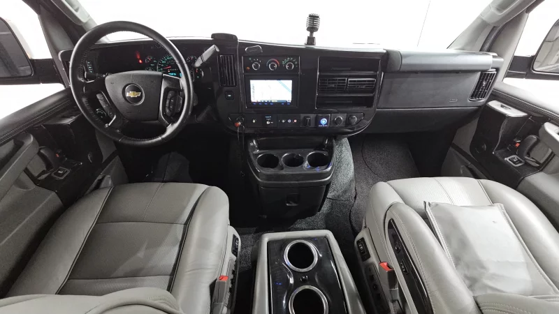 Chevrolet Express Van