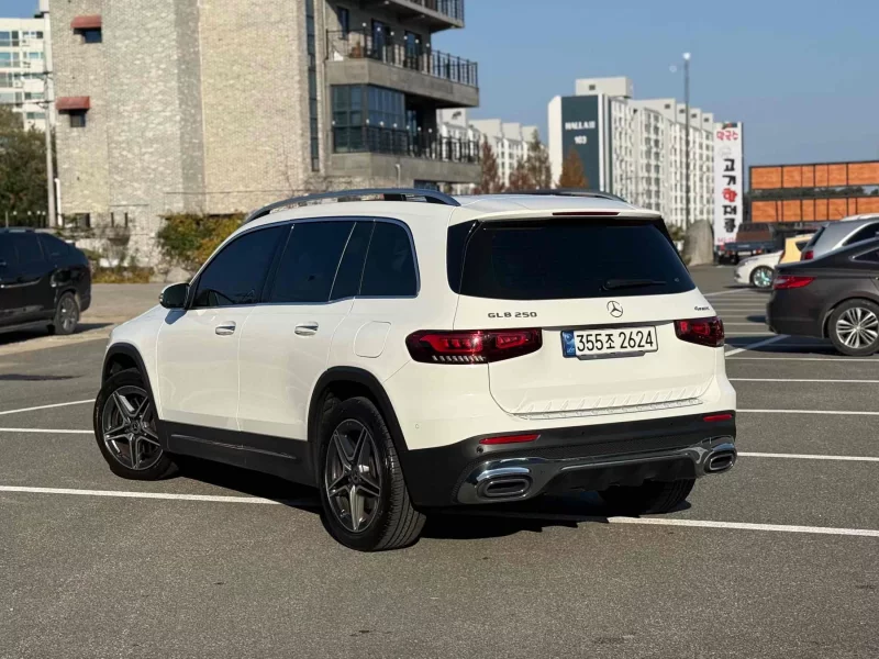 Mercedes-Benz GLB-Class