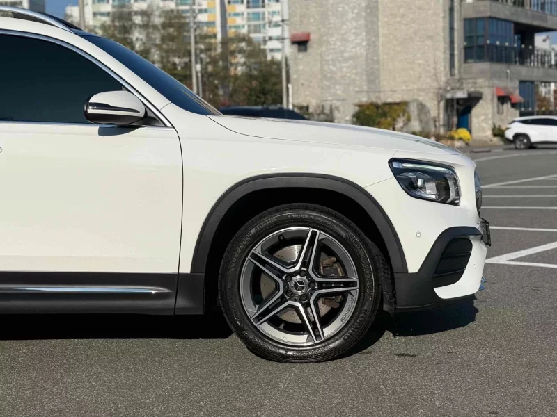 Mercedes-Benz GLB-Class