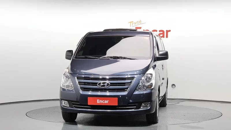Hyundai Starex