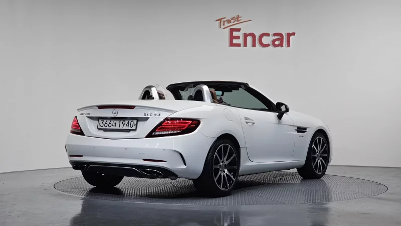 Mercedes-Benz SLC-Class