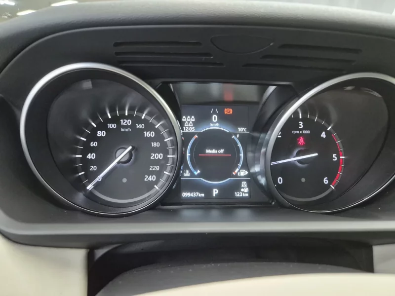 Land Rover DISCOVERY