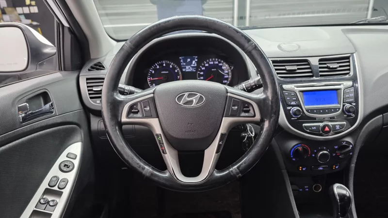 Hyundai Accent