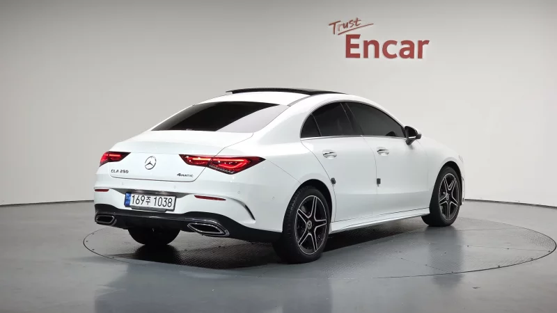 Mercedes-Benz CLA-Class