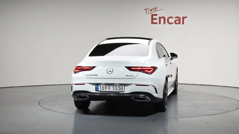 Mercedes-Benz CLA-Class