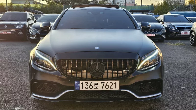 Mercedes-Benz C-Class