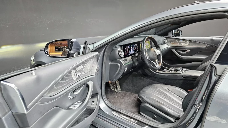 Mercedes-Benz CLS-Class