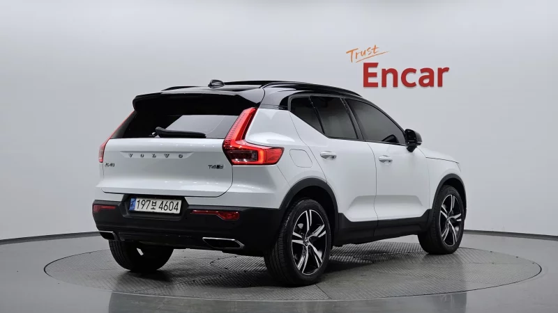 Volvo XC40