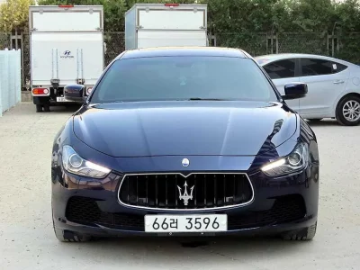 Maserati GHIBLI